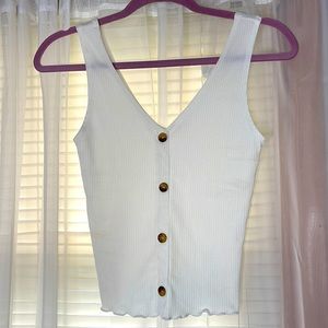 White ribbed cropped tank with button down detail